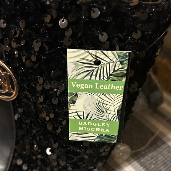 Badgley Mischka Sequin Black Shoulder Bag - Picture 2 of 7